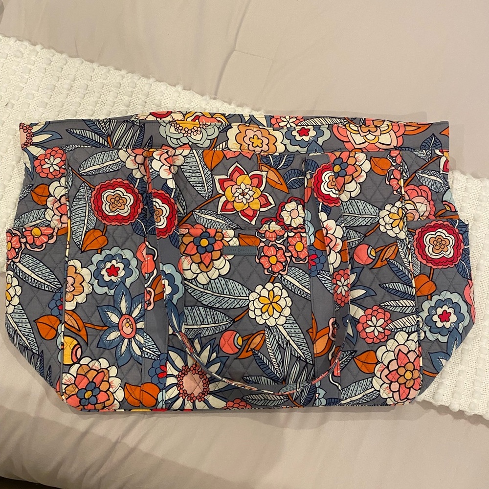 Vera Bradley Tropical Evening large duffle